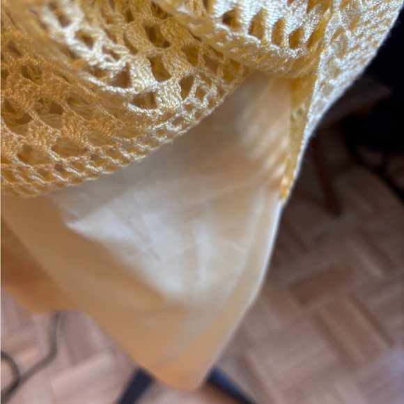 Gorgeous Vintage Yellow Crochet Skirt and Top Set - Picture 2 of 11